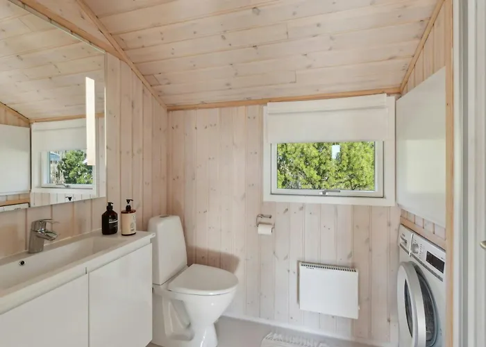 With View In Bisserup * Rude (Sjaelland og Oerne)